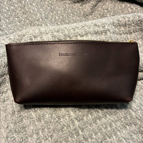 Portland Leather Utility Bag - Picture 1 of 4